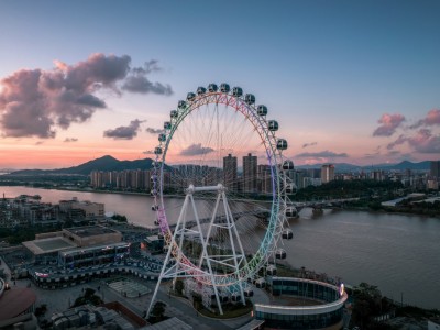 简介：